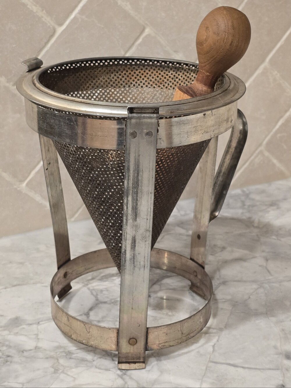 Antique Large Steel Food Chinois Conical Strainer Metal Sieve Farmhouse Kitchen